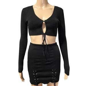Chic Black Ribbed Crop Top with Tie Detail